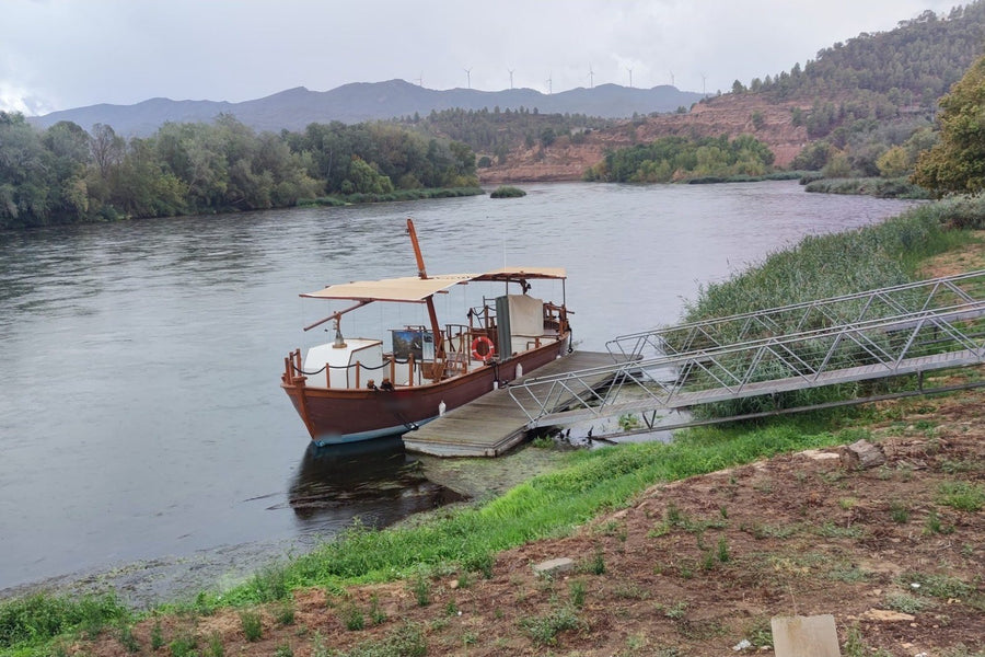 A small ferry boat on the Ebro river